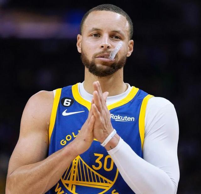 NBA：太阳击败篮网 杜兰特砍下35分（NBA常规赛：杜兰特轰35分 太阳力克篮网）