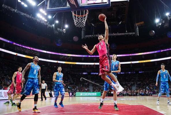 斯帕莱蒂：首发能直观了解热格罗瓦的表现，戴维需要继续提升（斯帕莱蒂：首发利于检验热格罗瓦状态，戴维仍需提升）