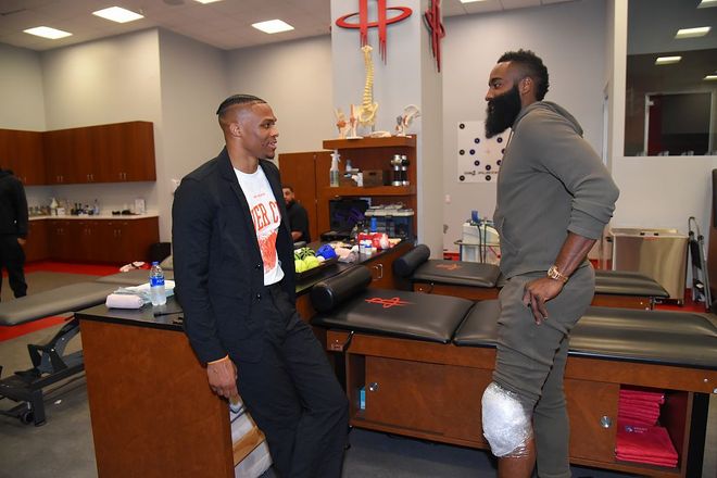 赫夫赛季第7次单场4+盖帽领跑全联盟，文班&斯图尔特5次（赫夫7次单场4+封盖领跑联盟，文班与斯图尔特各5次）