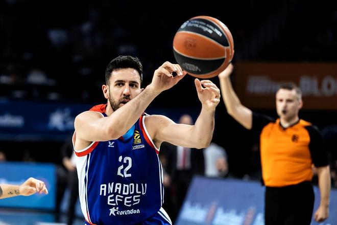 欧冠本轮最佳球员候选：姆巴佩、维蒂尼亚、吉拉西、奥巴梅扬（欧冠本轮最佳球员提名：姆巴佩、维蒂尼亚、吉拉西、奥巴梅扬）